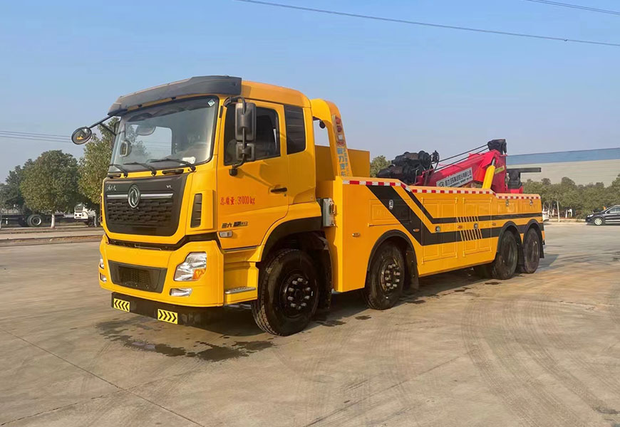 东风天龙前四后八一拖一清障车