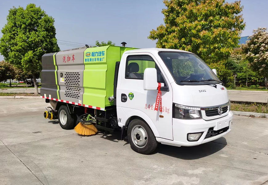 国六东风福瑞卡吸尘车