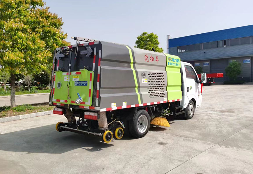 东风途逸洗扫车
